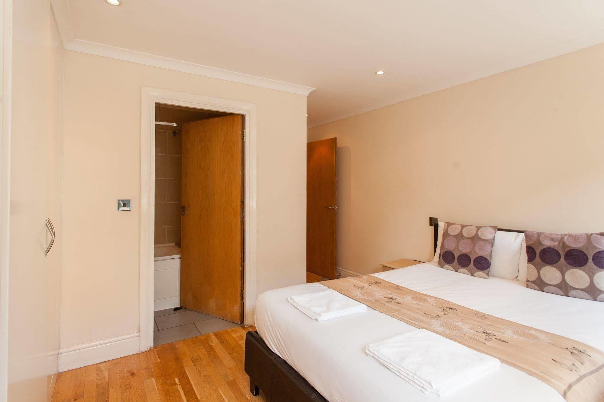 London Serviced Apartments ภายนอก รูปภาพ