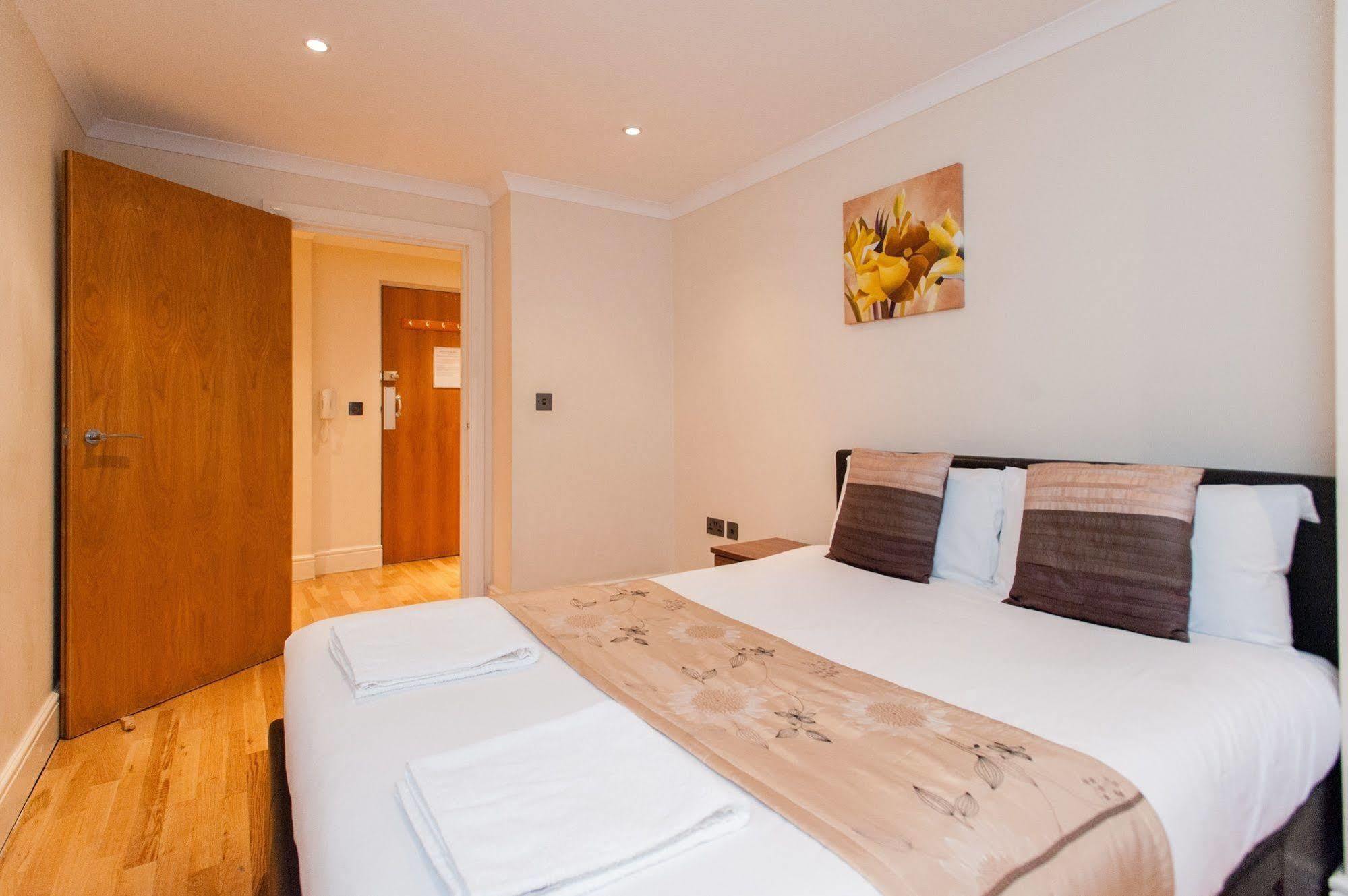 London Serviced Apartments ภายนอก รูปภาพ