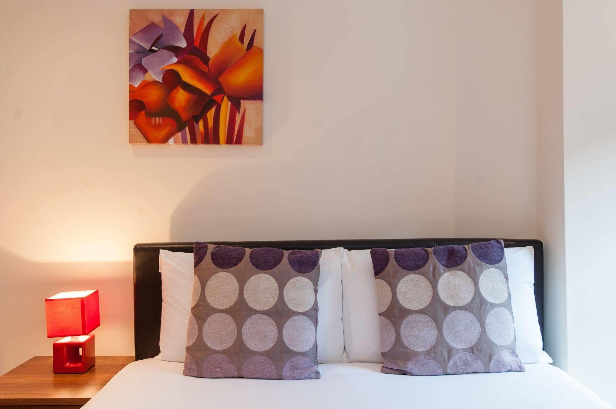 London Serviced Apartments ภายนอก รูปภาพ